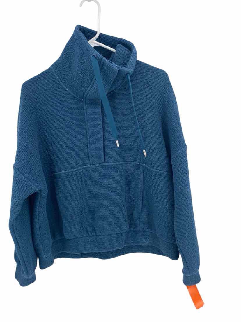 Calla Ladies Size S Pullover