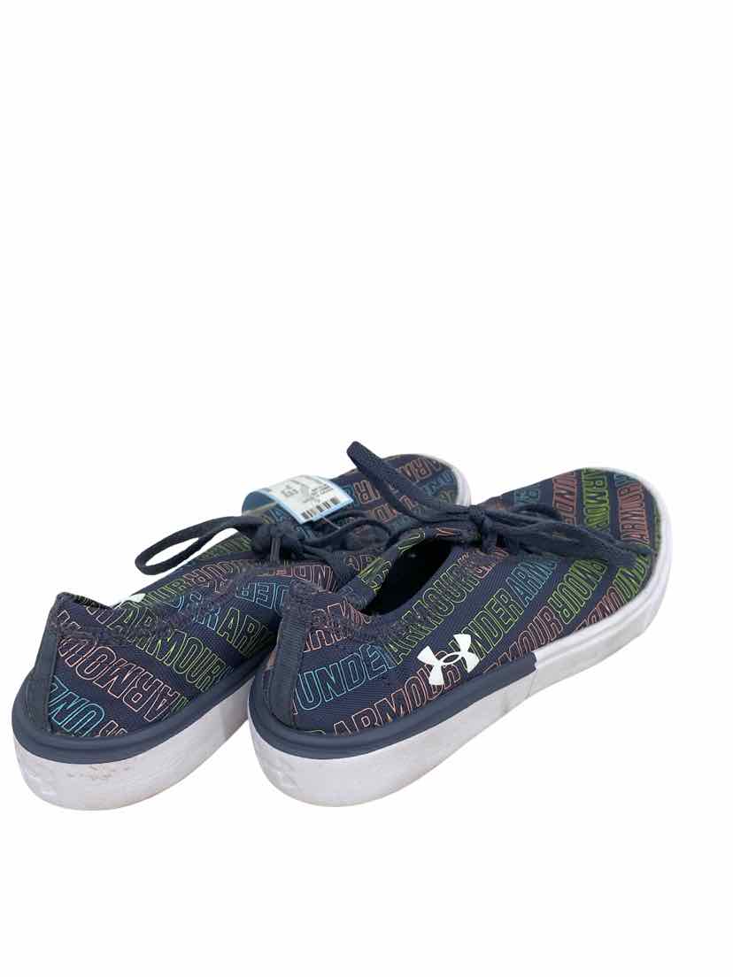 Under Armour Kids Size 3 Shoes
