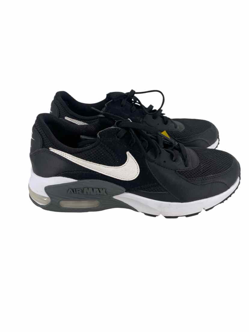 Nike Ladies Size 10 Shoes