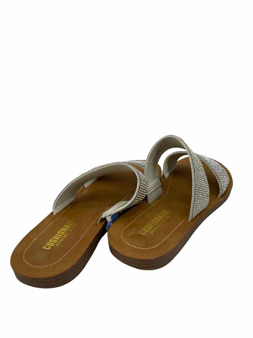 Cushionaire Ladies Size 8 Sandals