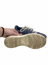 Clarks Ladies Size 6.5 Shoes