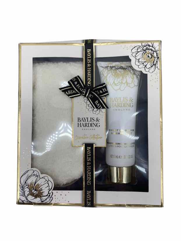 Baylis & Harding NEW Gift Set