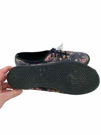 Vans Ladies Size 8.5 Shoes