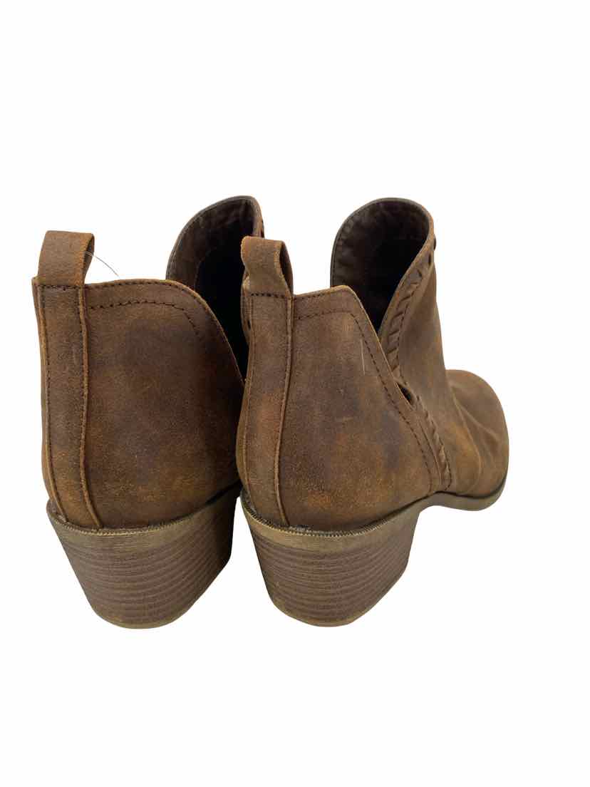 Rock & Candy Ladies Size 8 Shoes