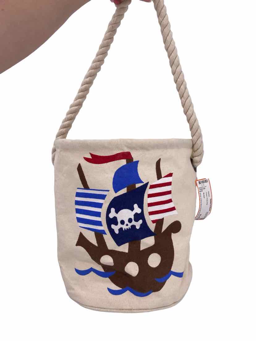 Mudpie Cream Pirate Ship Basket