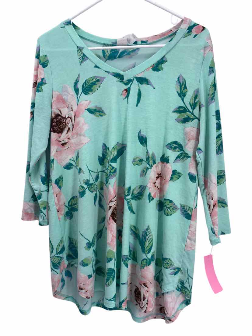 Ladies Honeyme Size M Shirt
