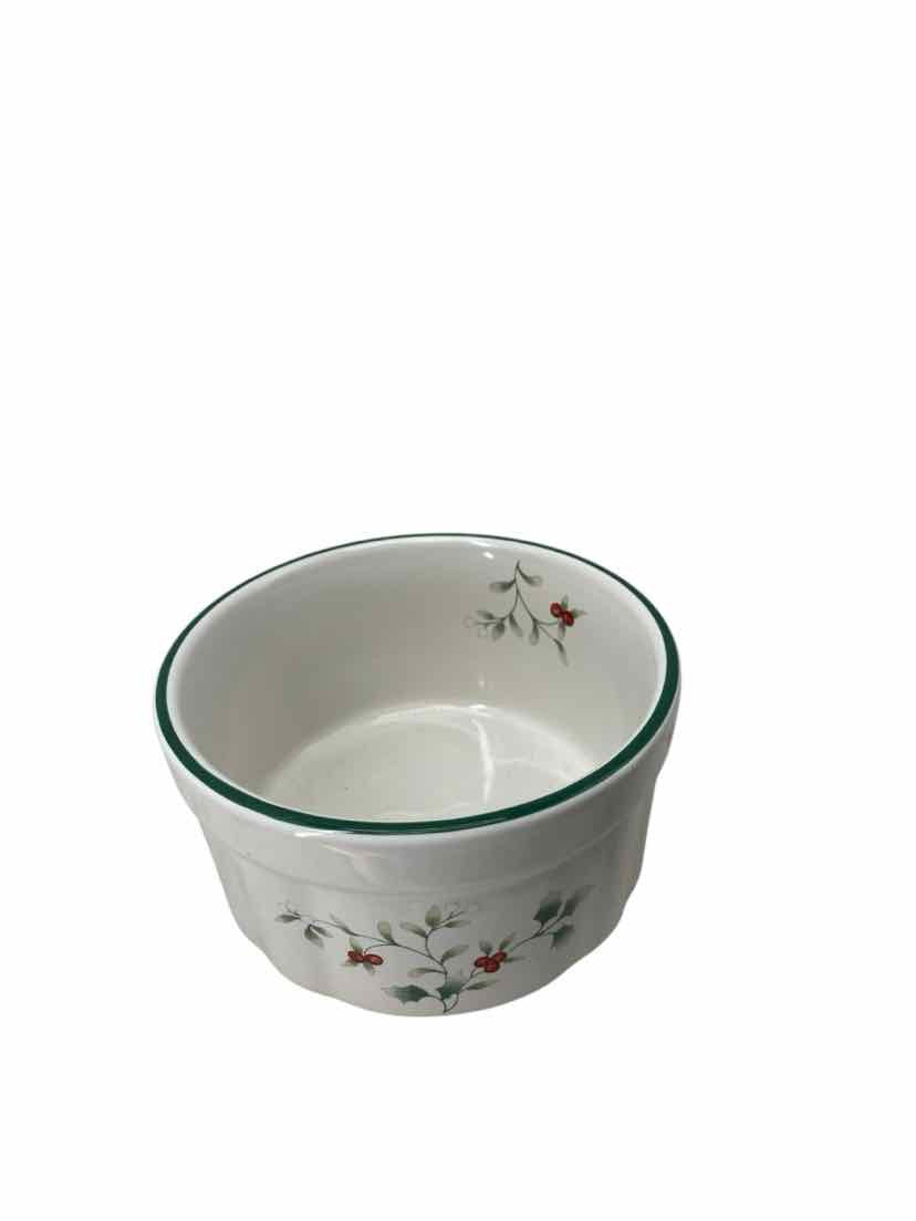 Pfaltzgraff Cream Floral Bowl