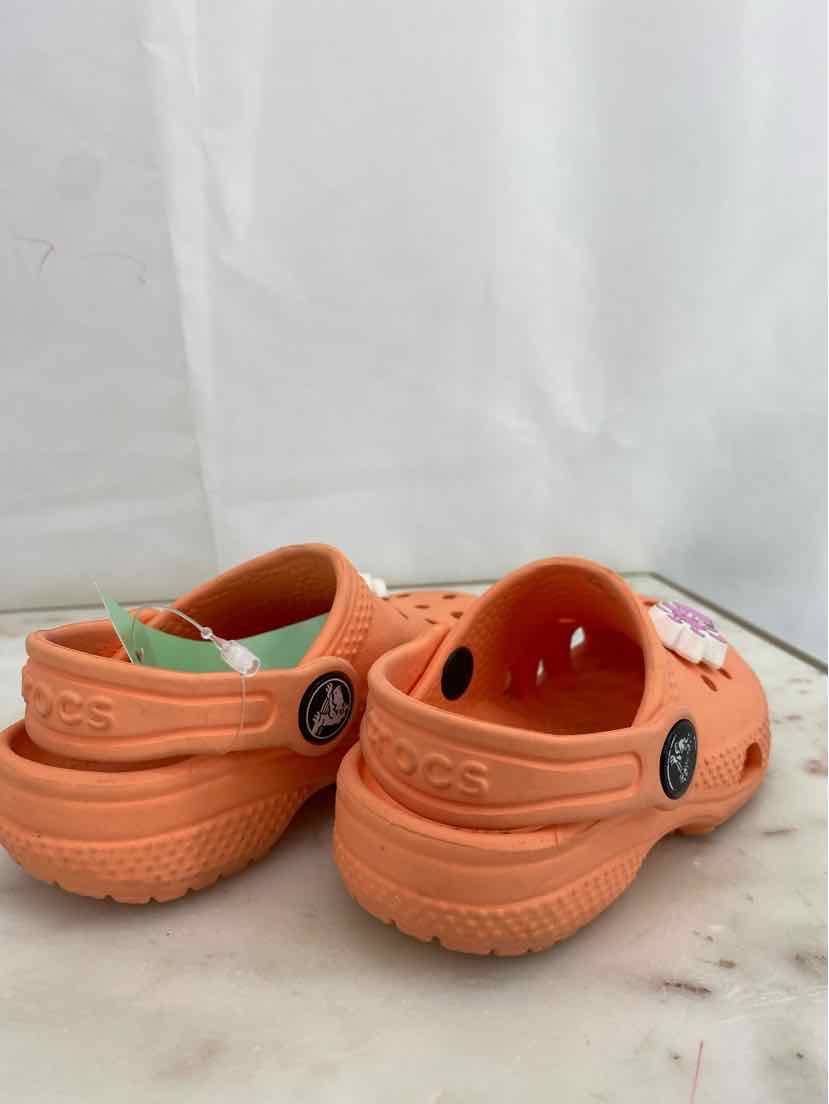 Crocs Kids Size 6 Shoes