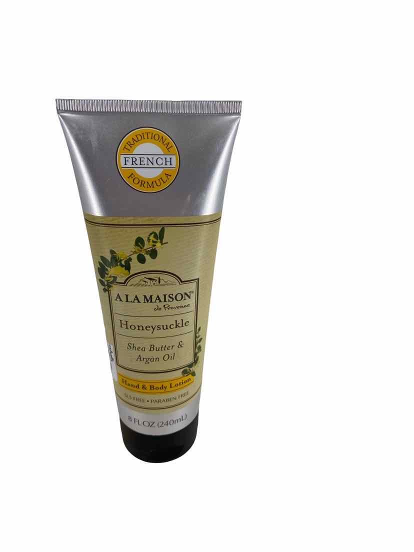 Traditional French Formula Size 8 oz Honeysuckle NEW Lotion