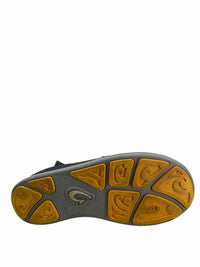 OluKai Men's Size 9.5 Shoes