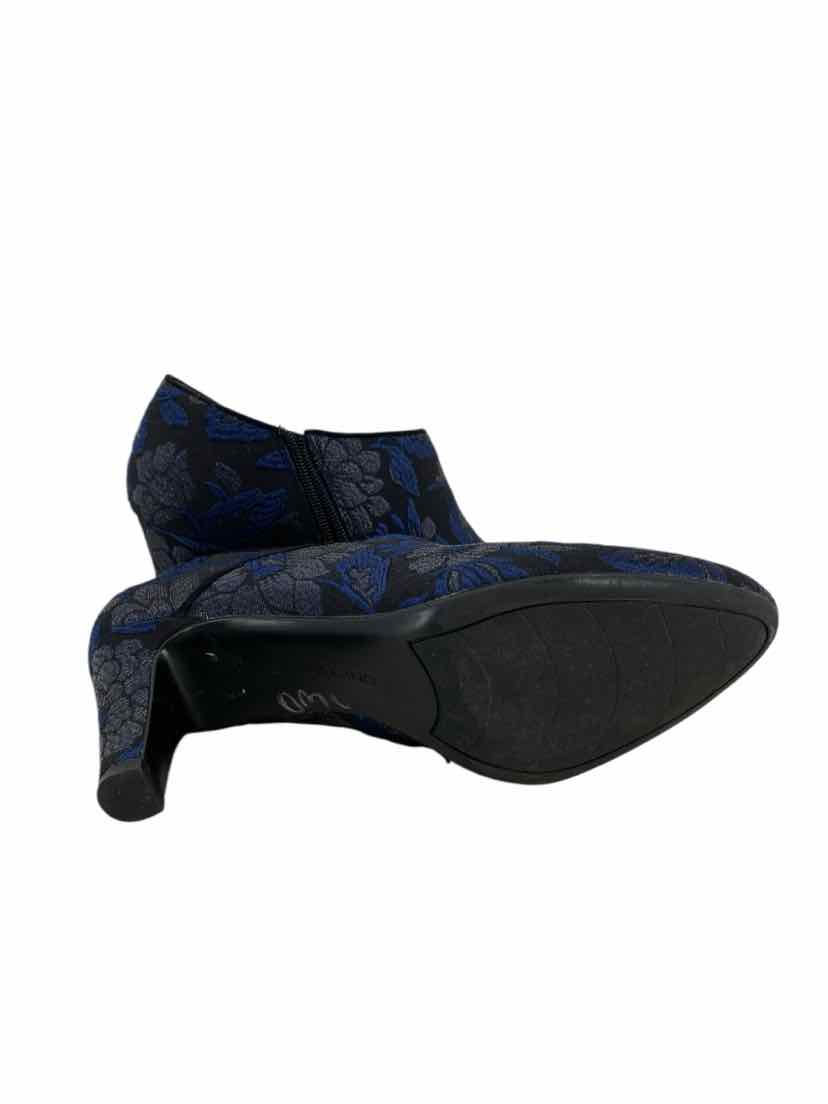 Bandolino Ladies Size 9 Shoes