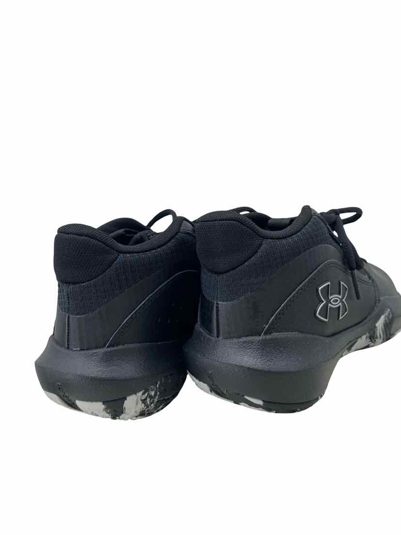 Under Armour Kids Size 5.5 NEW Shoes