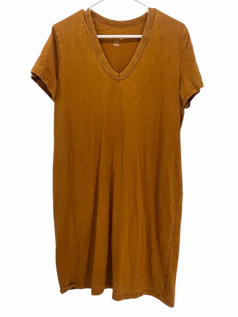 Ladies Universal Thread Size L Dresses