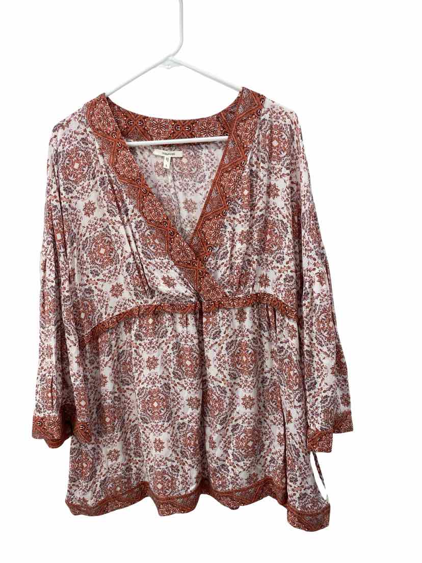 Maurices Ladies Size L Shirt