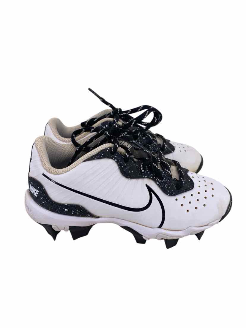 Nike Kids Size 11 Cleats