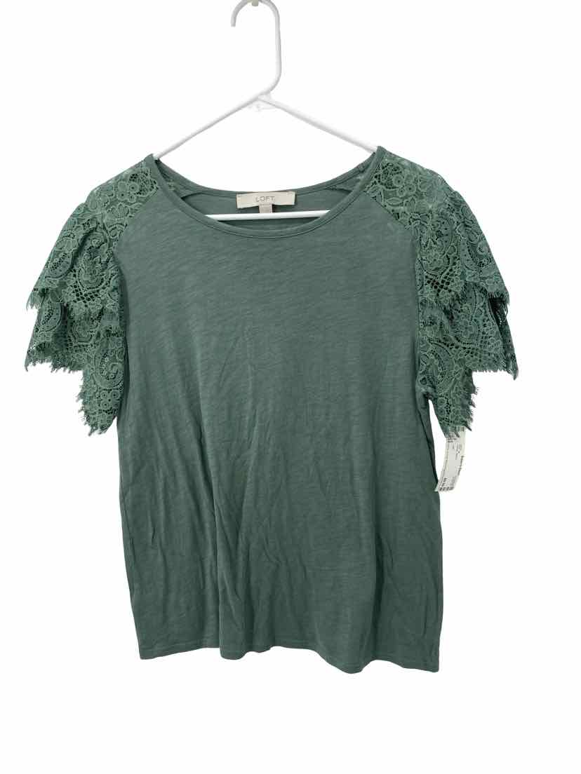Loft Ladies Size M Shirt