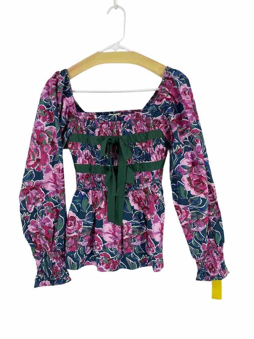 Listicle Ladies Size Large NEW Shirt
