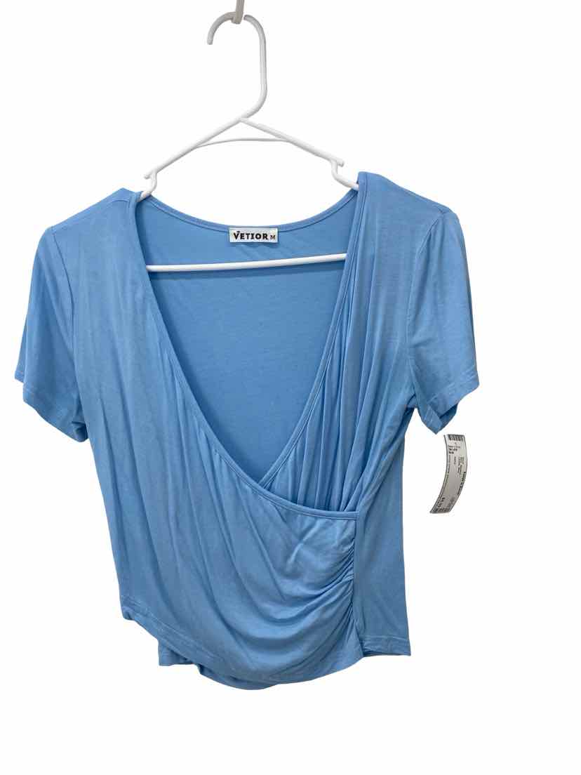 Veitor Ladies Size Medium Shirt