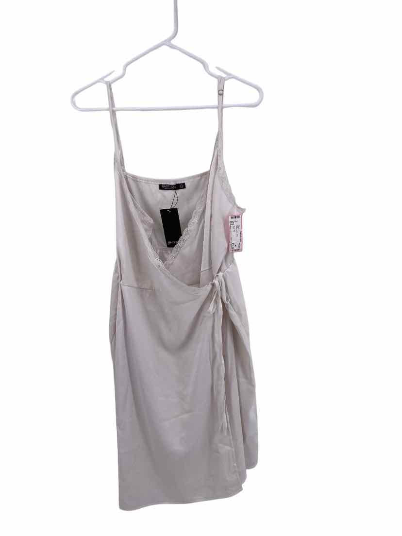 Nasty Gal Ladies Size 14 NEW Dress