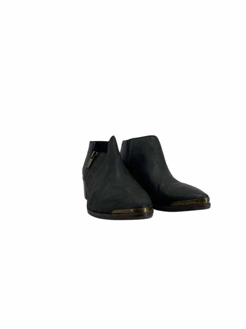 Lucky Ladies Size 7 Boots