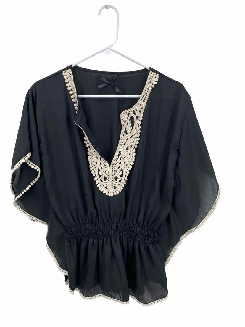 Ali & Kris Ladies Size M Cover Up