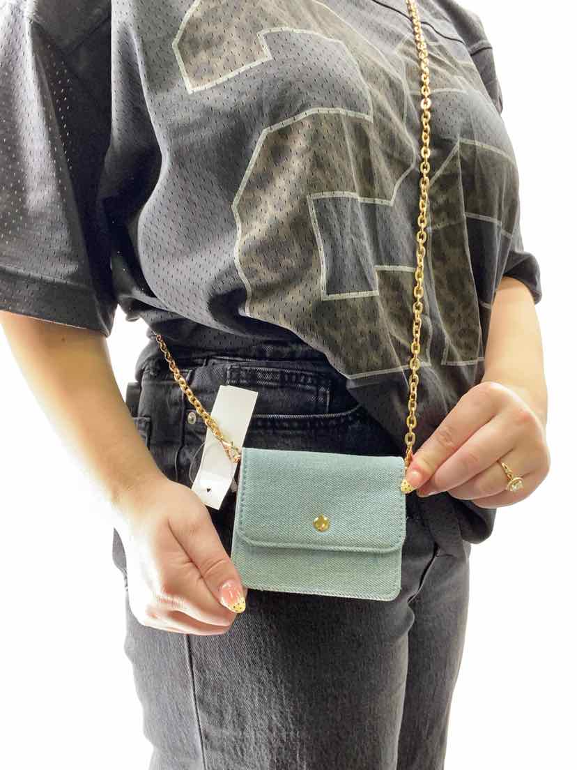 Universal Thread Ladies Crossbody Wallet