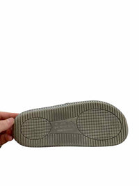 Cherokee Kids Size 3-4 Sandals