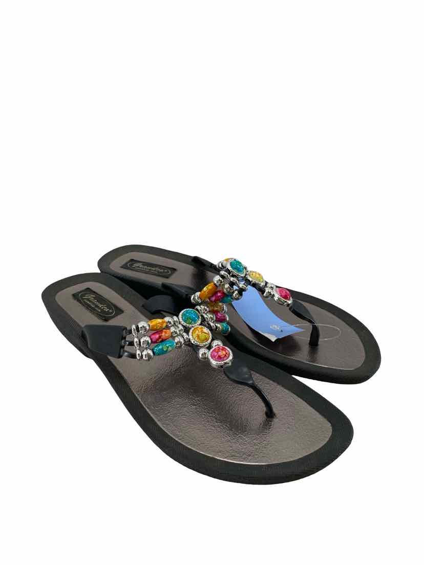 Grandco Ladies Size 11 Sandals