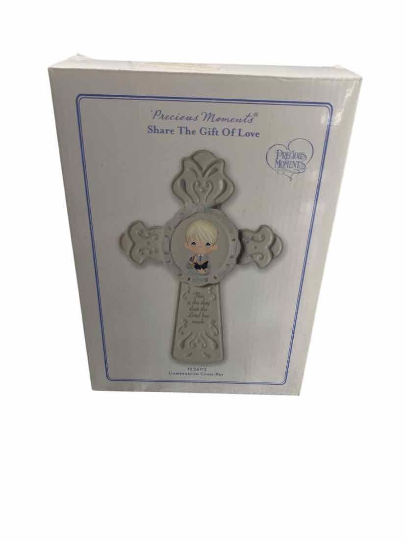 Precious Moments White Gift Box