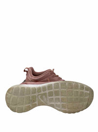 Nike Ladies Size 9.5 Shoes