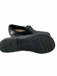 Clarks Ladies Size 8.5 Shoes