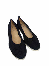Life Stride Ladies Size 11W Shoes
