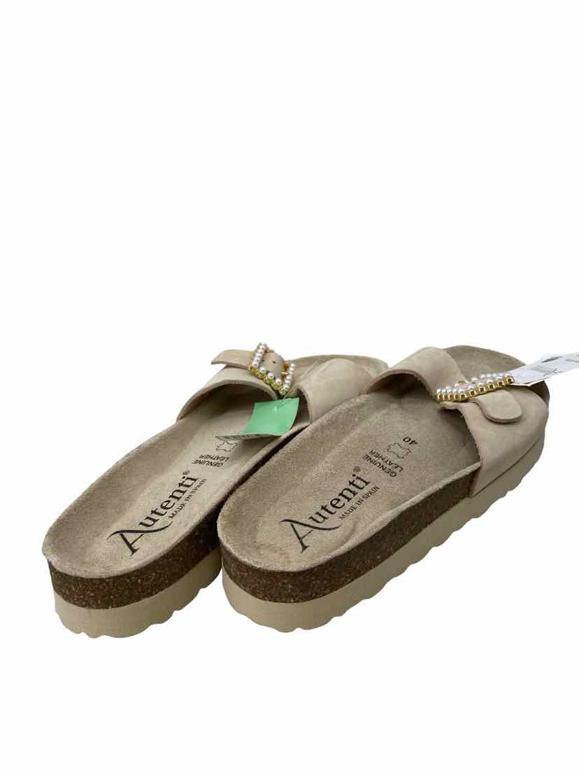 Autenti Ladies Size 40/9-9.5 NEW Sandals