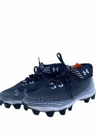 Under Armour Kids Size 4 Cleats