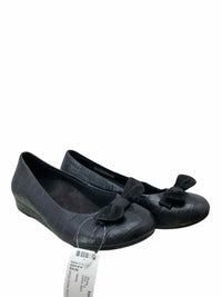 Vionic Ladies Size 7.5 Shoes