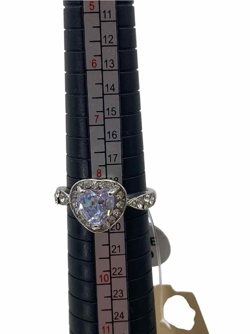Ladies Blue Stone Size 9 Ring