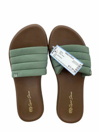 Quiet Storm Ladies Size 8 Shoes