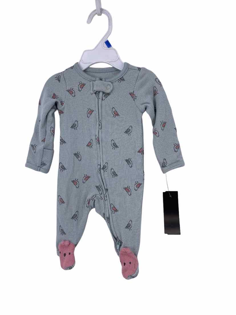 Carter's Kids Size Newborn 1 pc