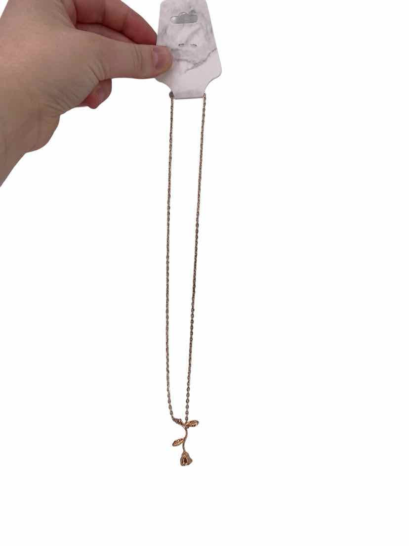 Ladies Rose Necklace