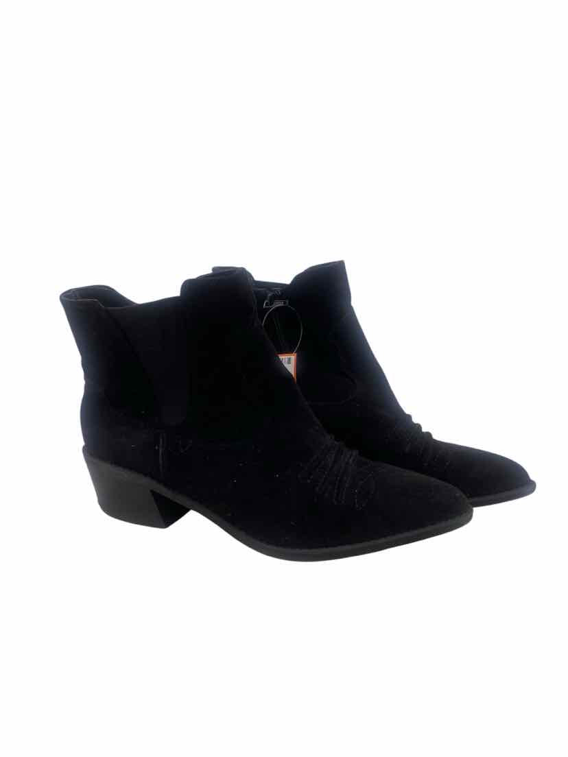 Carlos Ladies Size 7 Boots