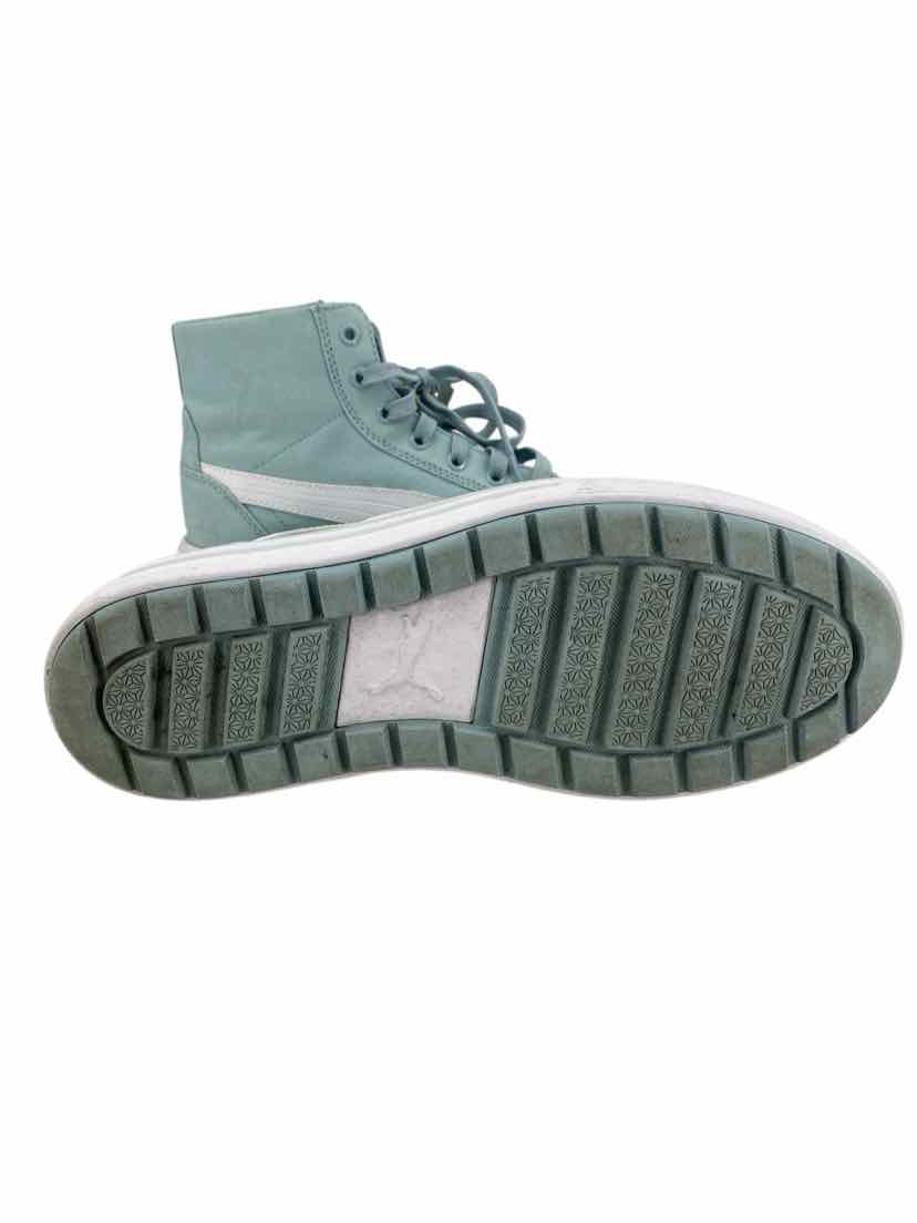 Puma Ladies Size 9 Shoes