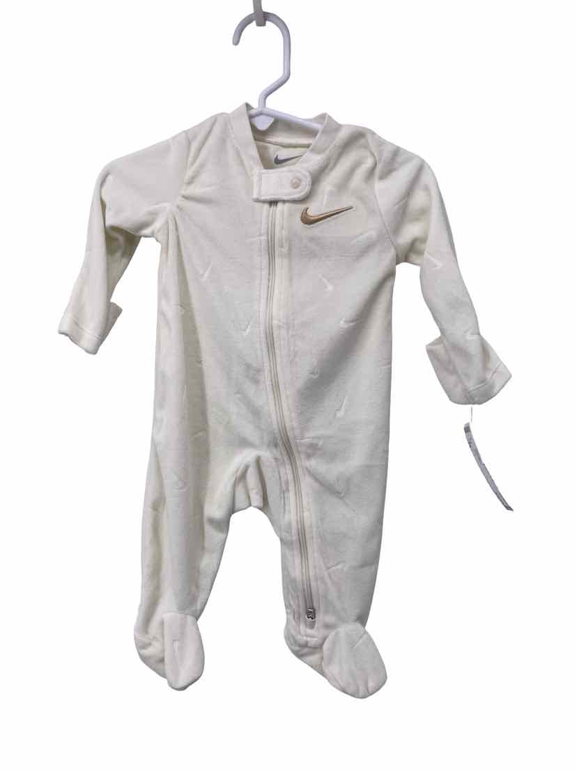 Nike Kids Size 3m Sleeper