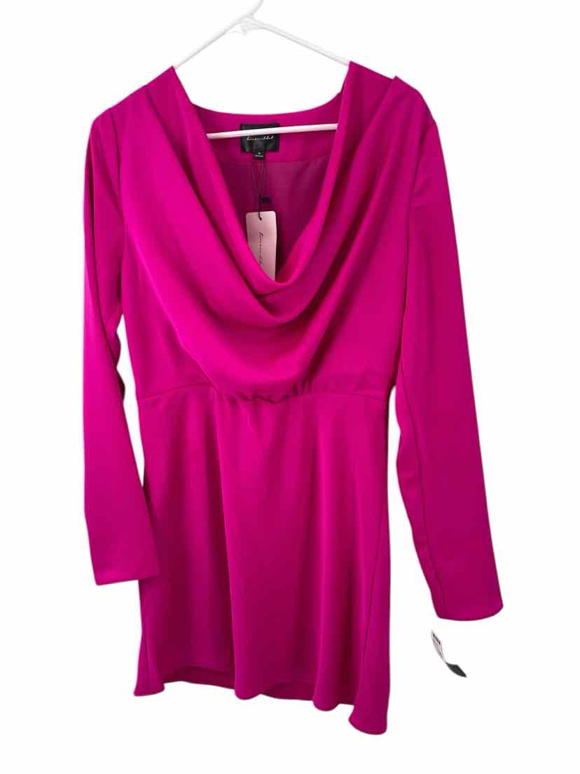 Line and Dot Ladies Size Medium NEW Dress