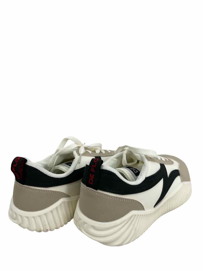 Df Ladies Size 10 NEW Shoes