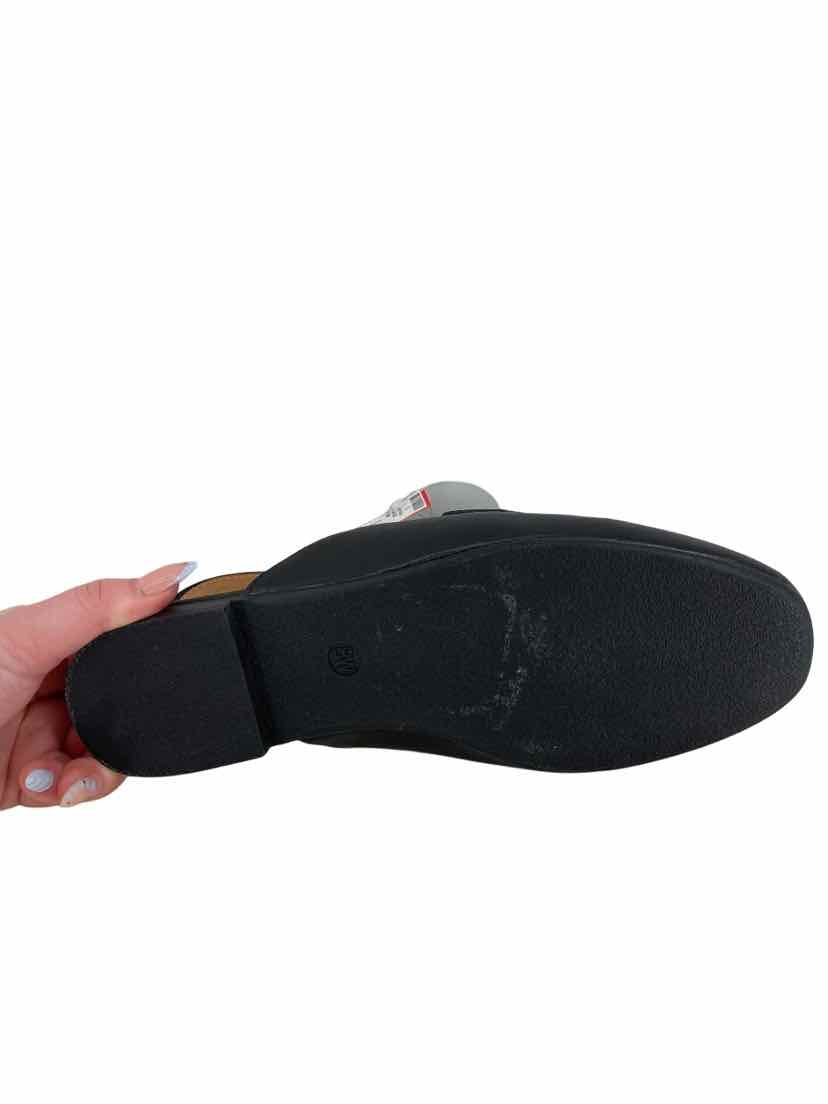 Cushionaire Ladies Size 8W Shoes
