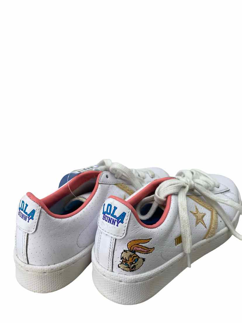 Converse Ladies Lola Size 5 NWOT Shoes