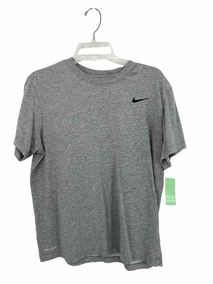 Nike Men's Size M Shirt
