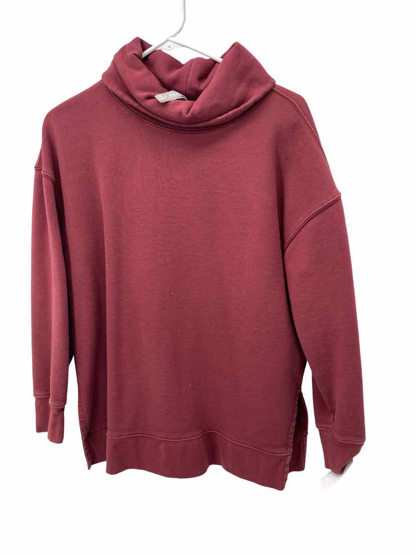 Athleta Ladies Size M Pullover