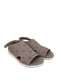 Easy Spirit Ladies Size 9.5 Sandals