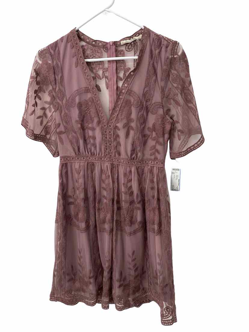 Bella Ella Ladies Size Small Dress